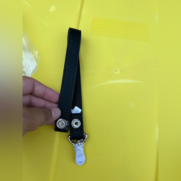 Wristlet strap - Picture 3 of 3